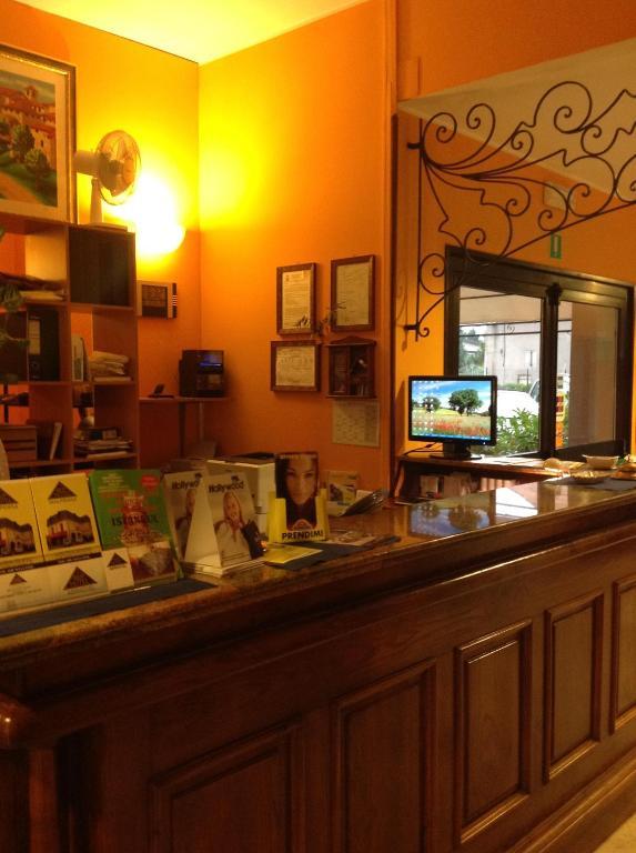 Aer Hotel Malpensa Oleggio Εξωτερικό φωτογραφία