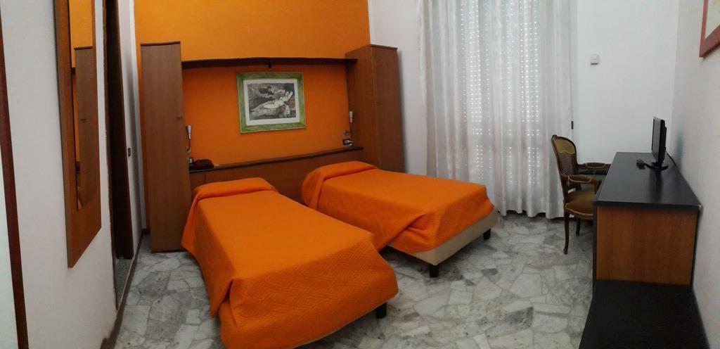 Aer Hotel Malpensa Oleggio Εξωτερικό φωτογραφία